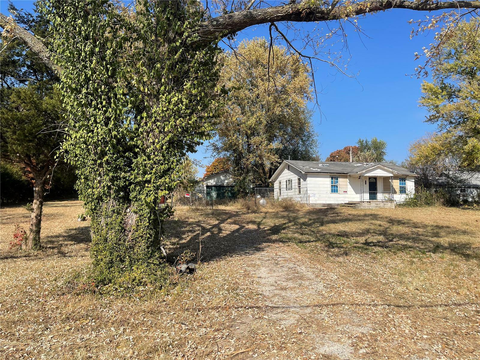 Property Photo:  949 New Buffalo Road  MO 65536 