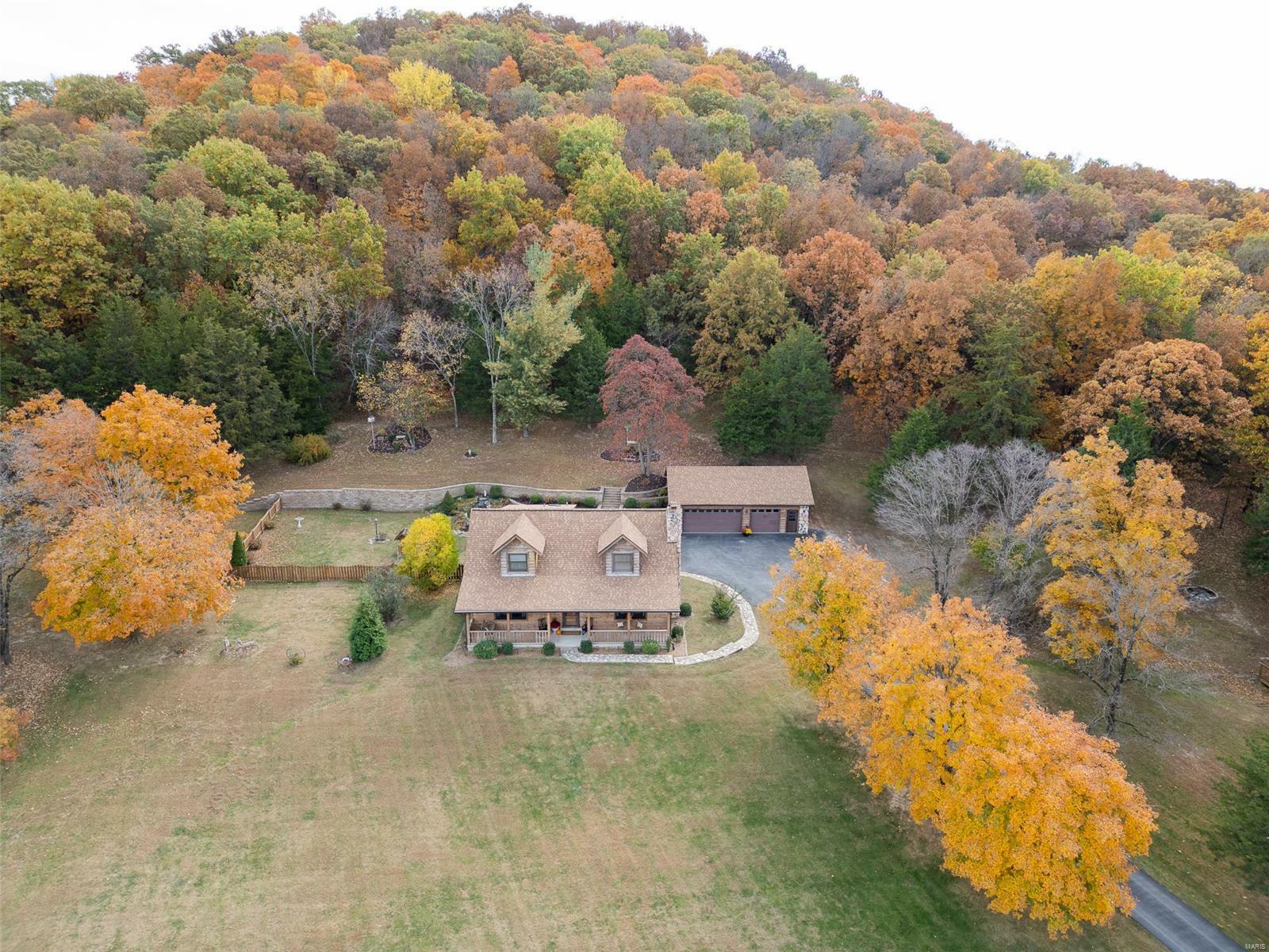 Property Photo:  17422 Walnut Crest  MO 63357 