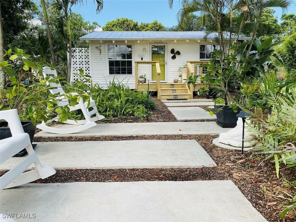 Property Photo:  16111 Tortuga Street  FL 33922 