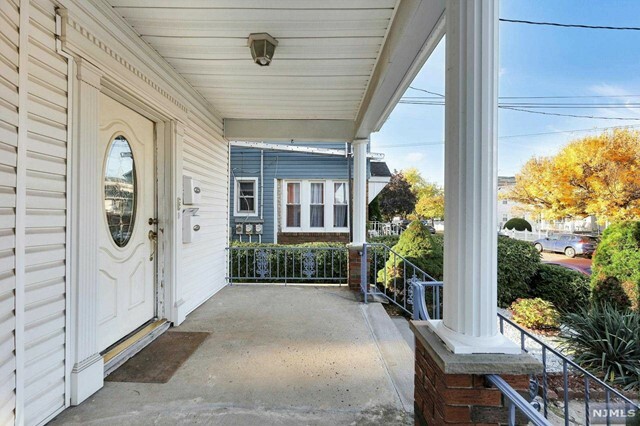 Property Photo:  400 Chestnut Street  NJ 07032 