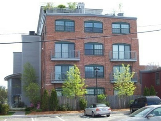 210 Broadway 406  Everett MA 02149 photo