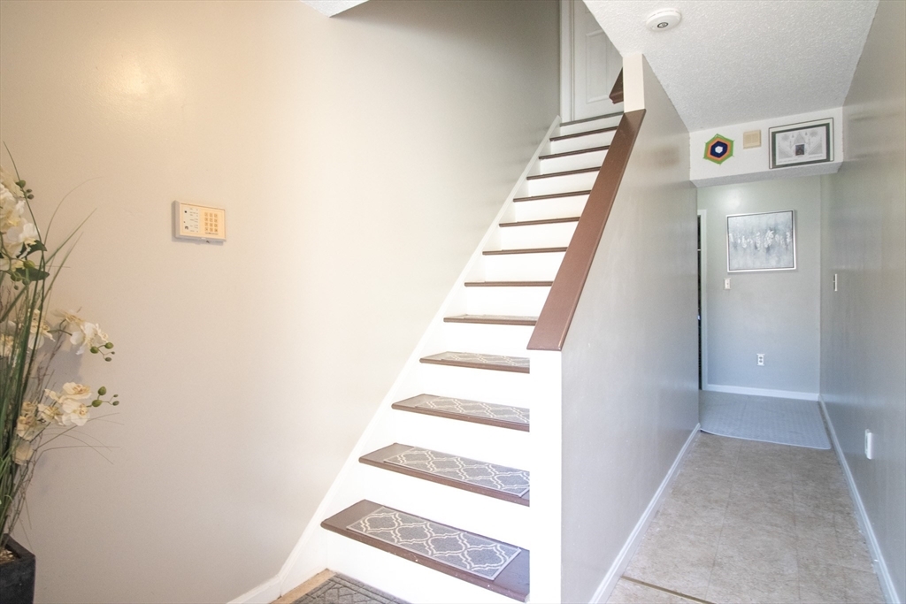 Property Photo:  20 Angle St 12  MA 01851 