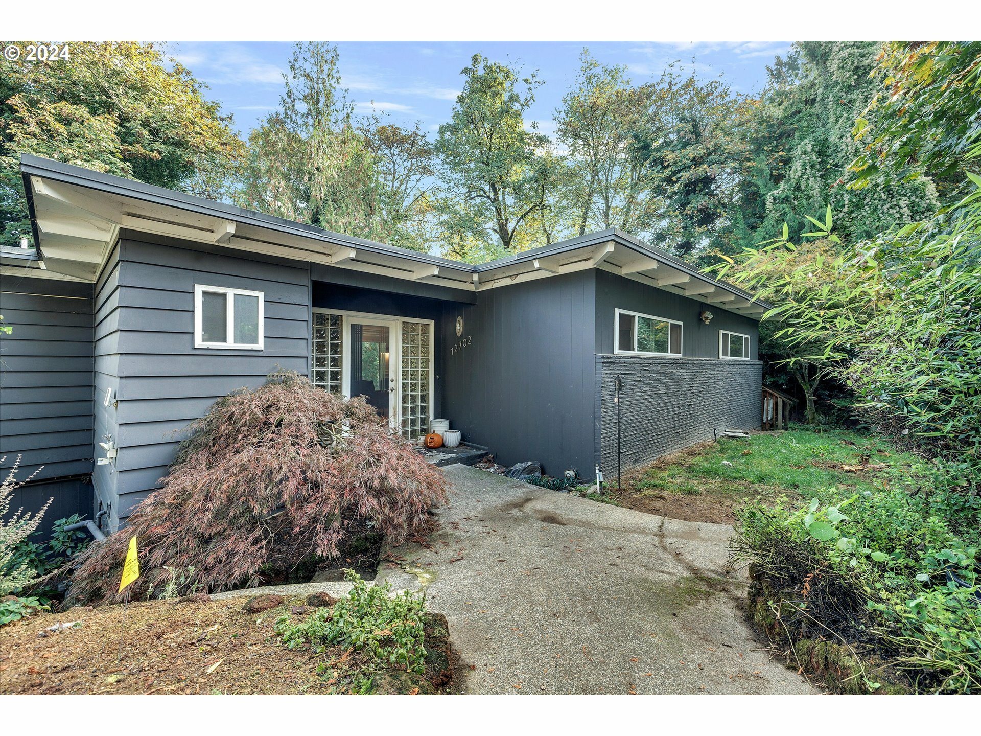 12702 SE Nixon Ave  Milwaukie OR 97222 photo