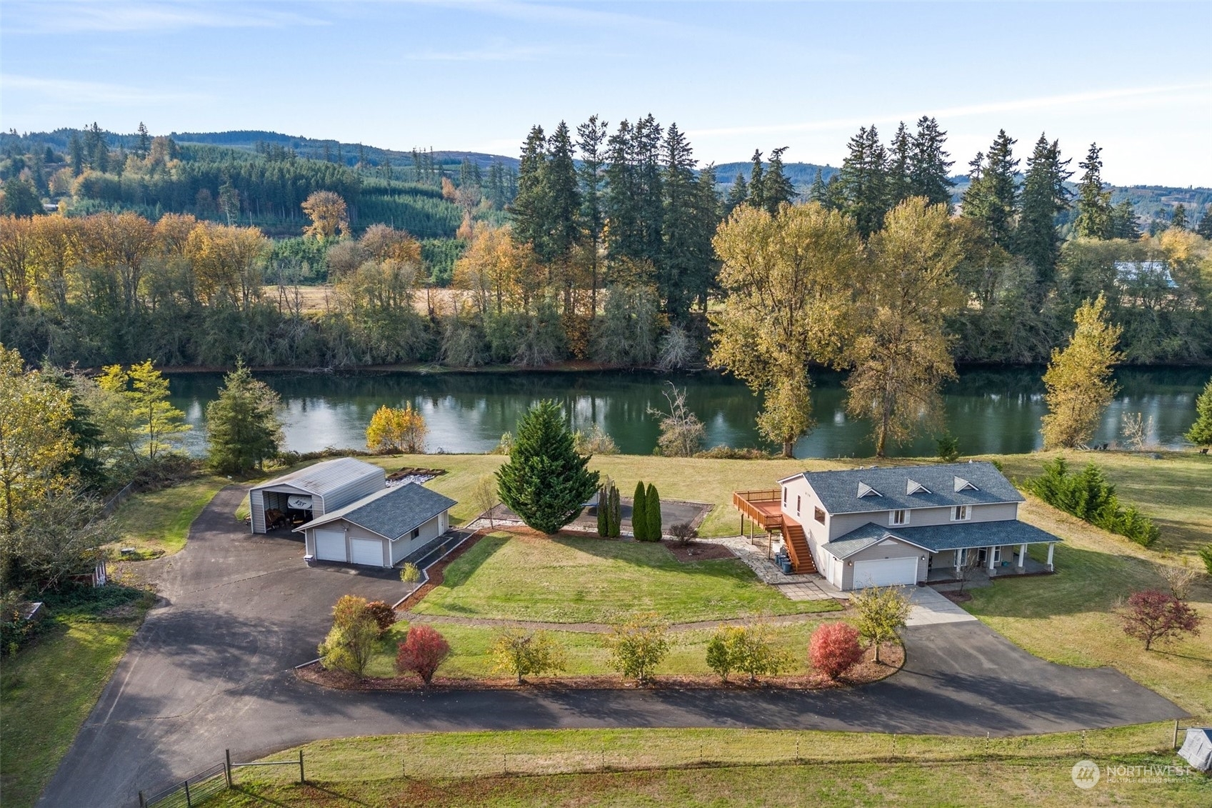 Property Photo:  231 Anchor Road  WA 98611 