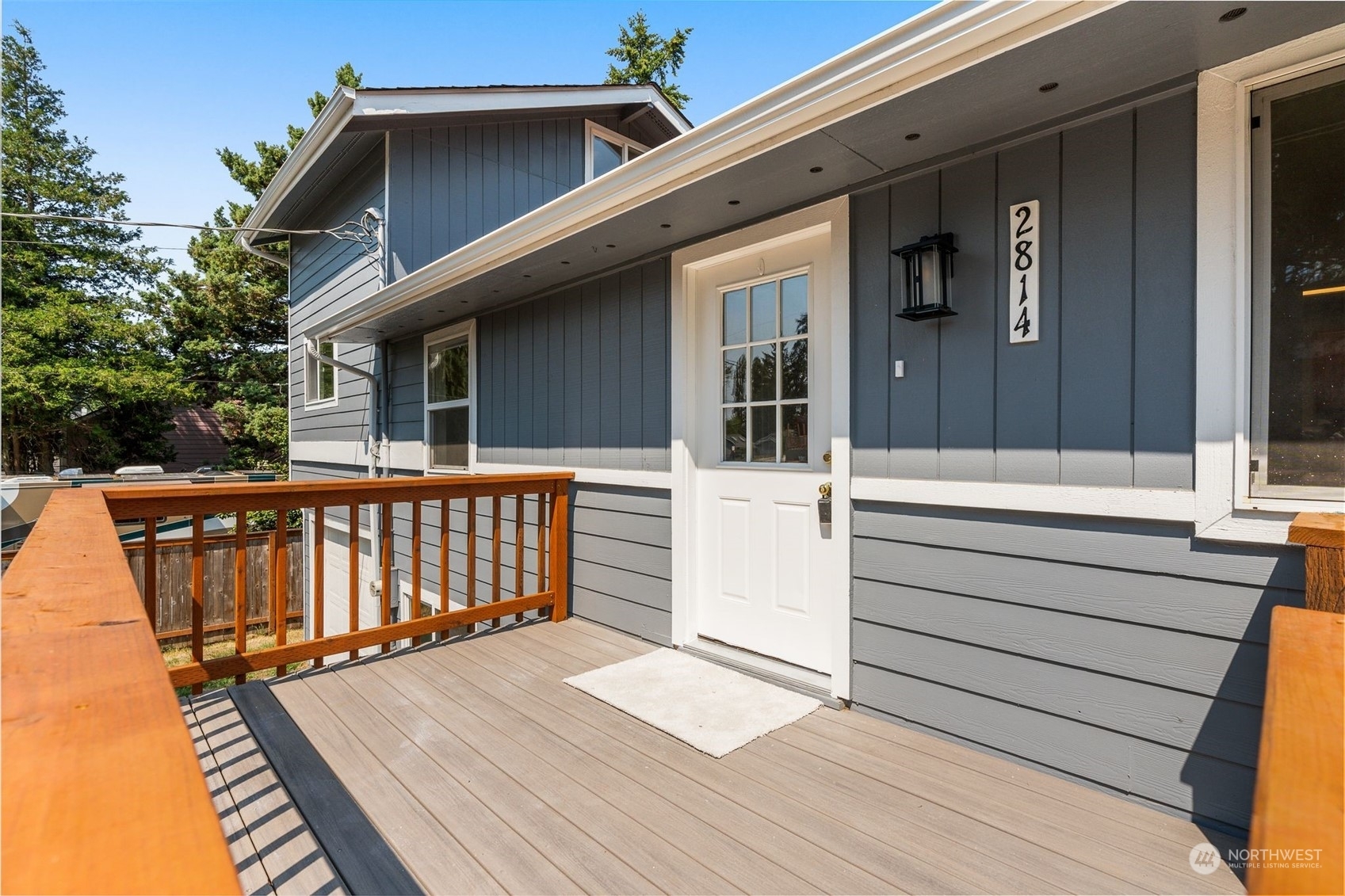 Property Photo:  2814 SW 107th Street  WA 98146 