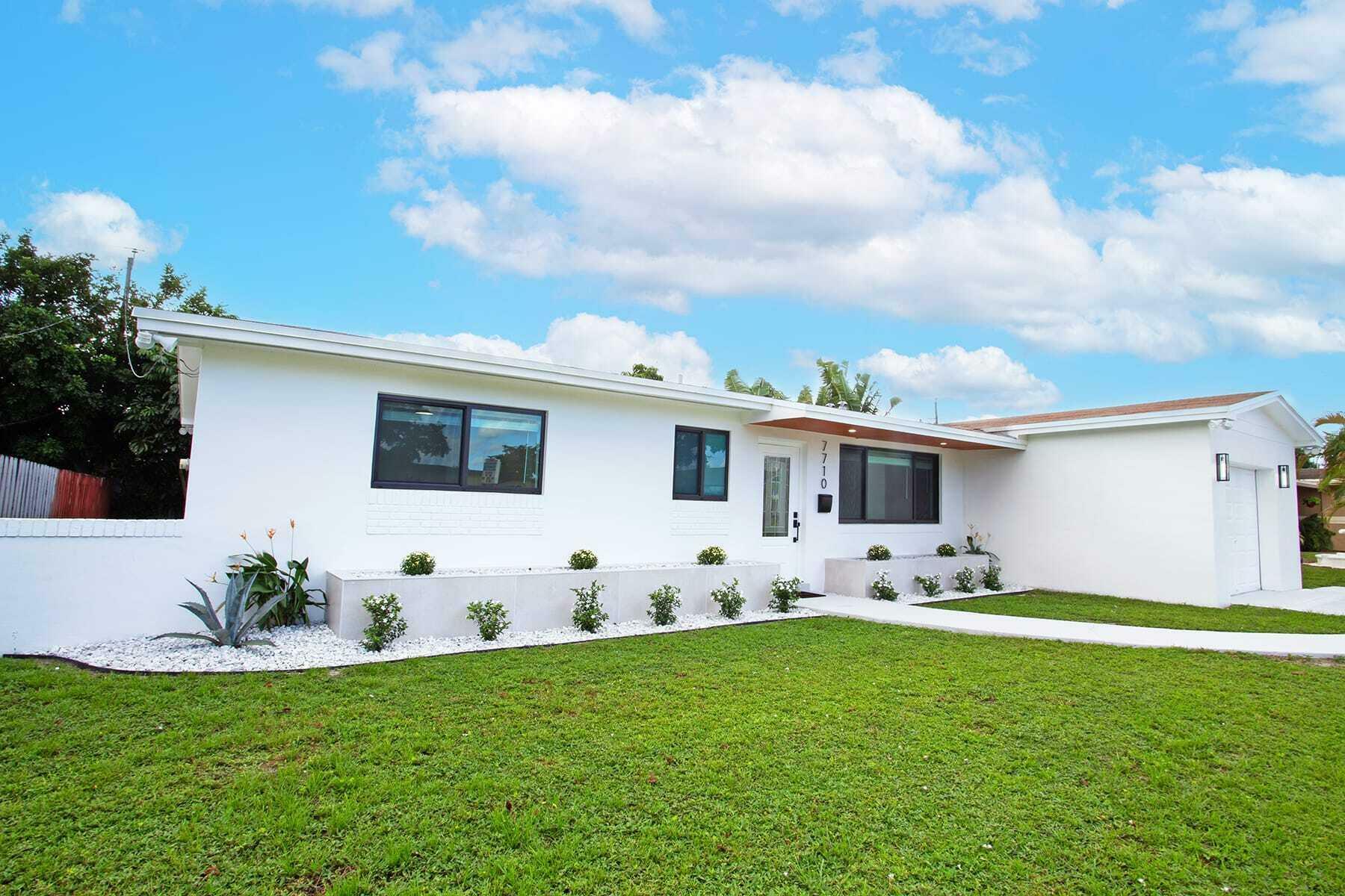 Property Photo:  7710 Johnson Street  FL 33024 