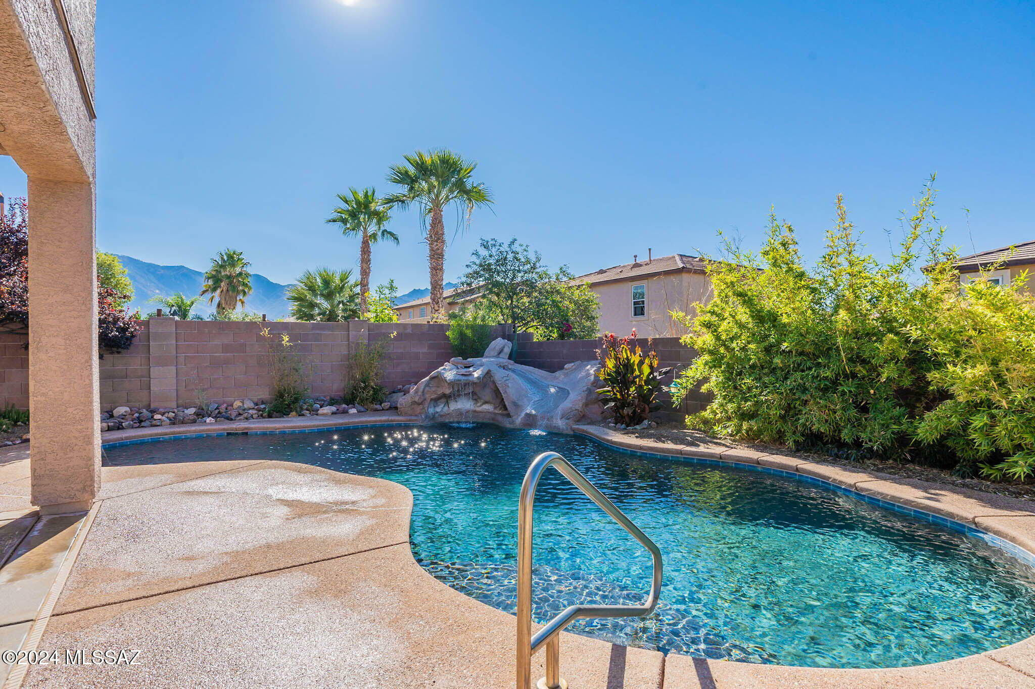 Property Photo:  3550 E Farrier Drive  AZ 85739 