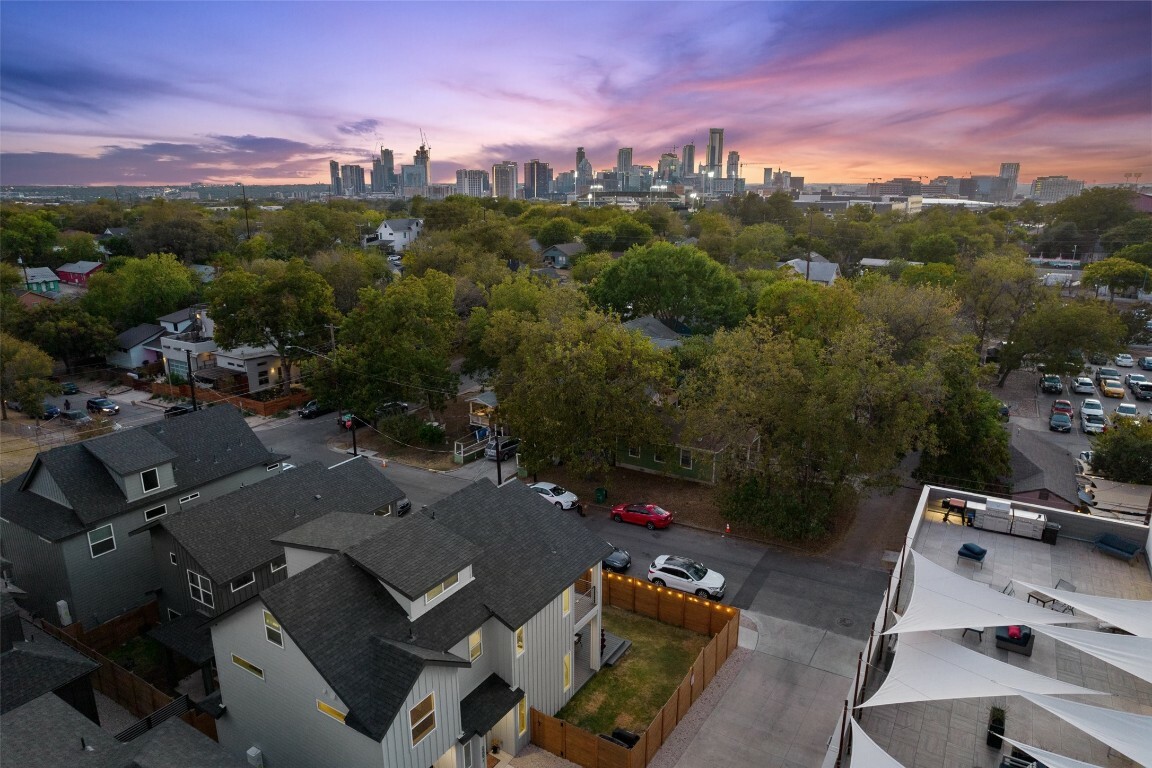 Property Photo:  2209 Poquito Street 1  TX 78722 