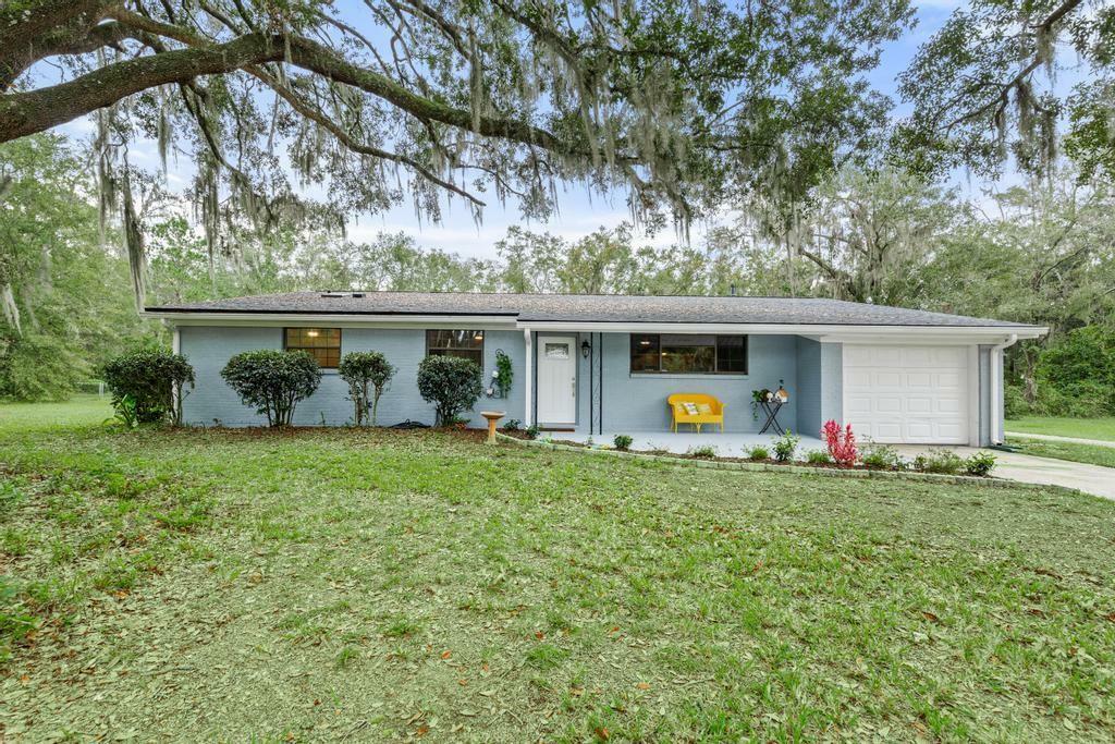 Property Photo: 37145 Alice Street FL 32046