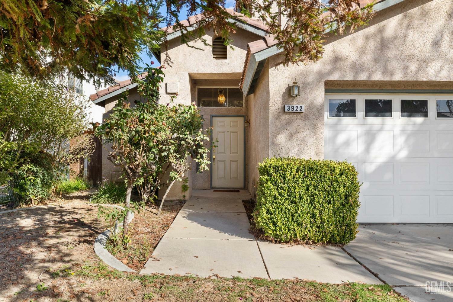 Property Photo:  3922 Mariana Way  CA 93311 