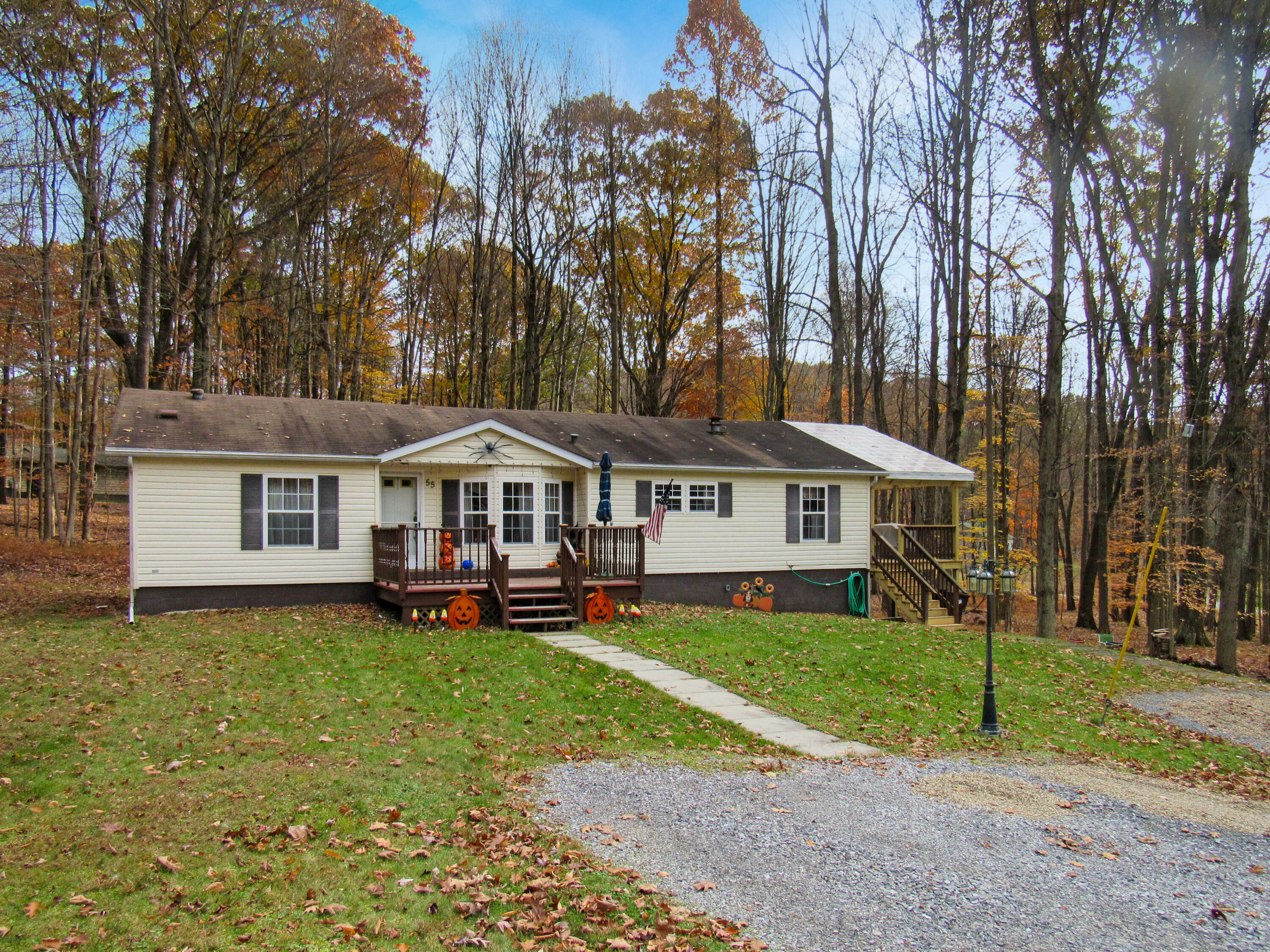 Property Photo:  55 Villa Ct  PA 15801 