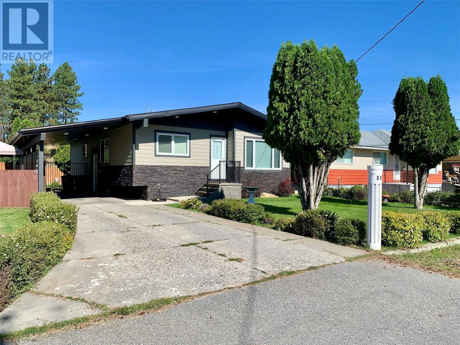 Property Photo:  509 Hurry Avenue Northwest  BC V1C 4C2 