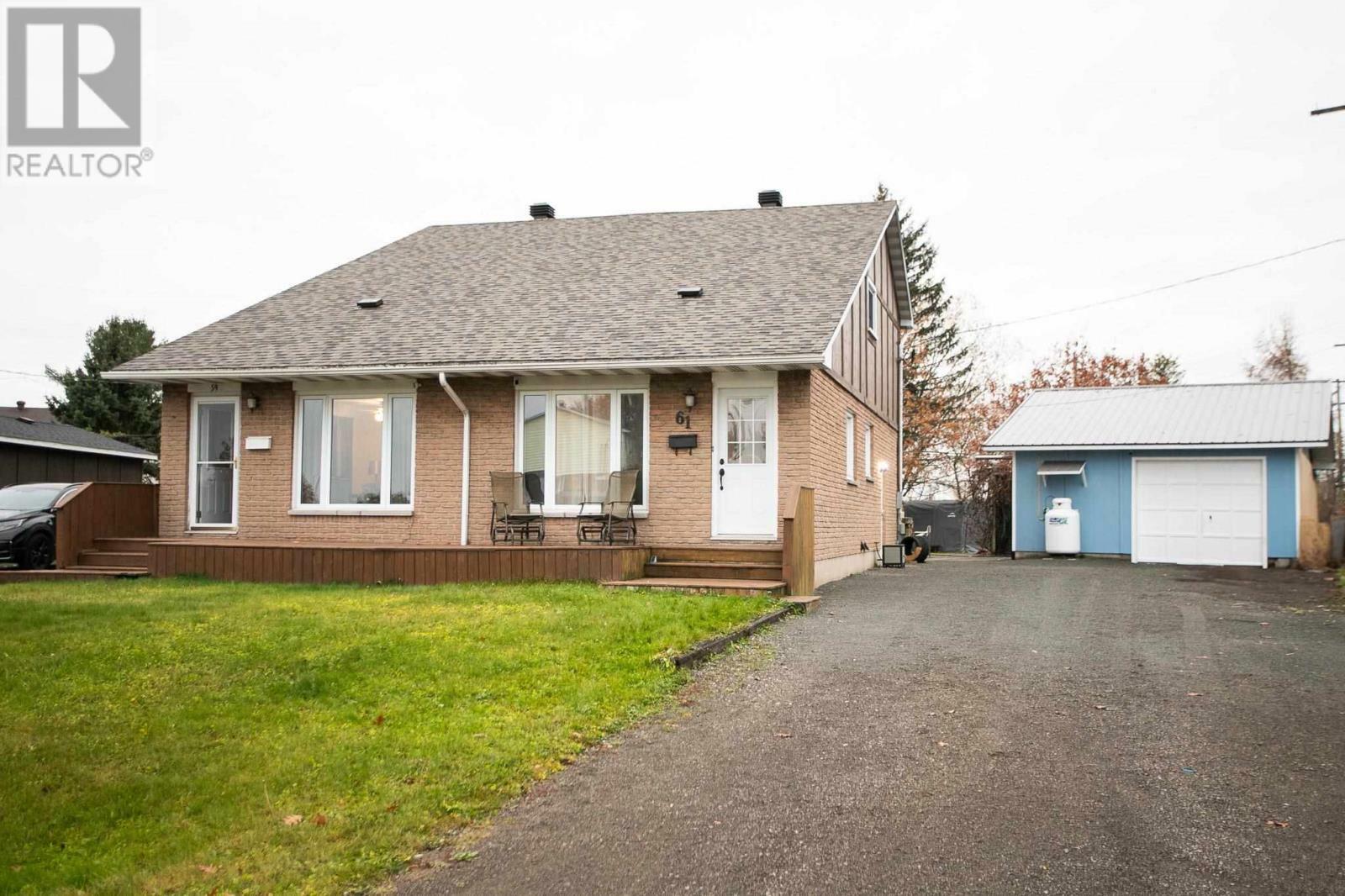 Property Photo:  61 Alden Rd  ON P6C 6A3 