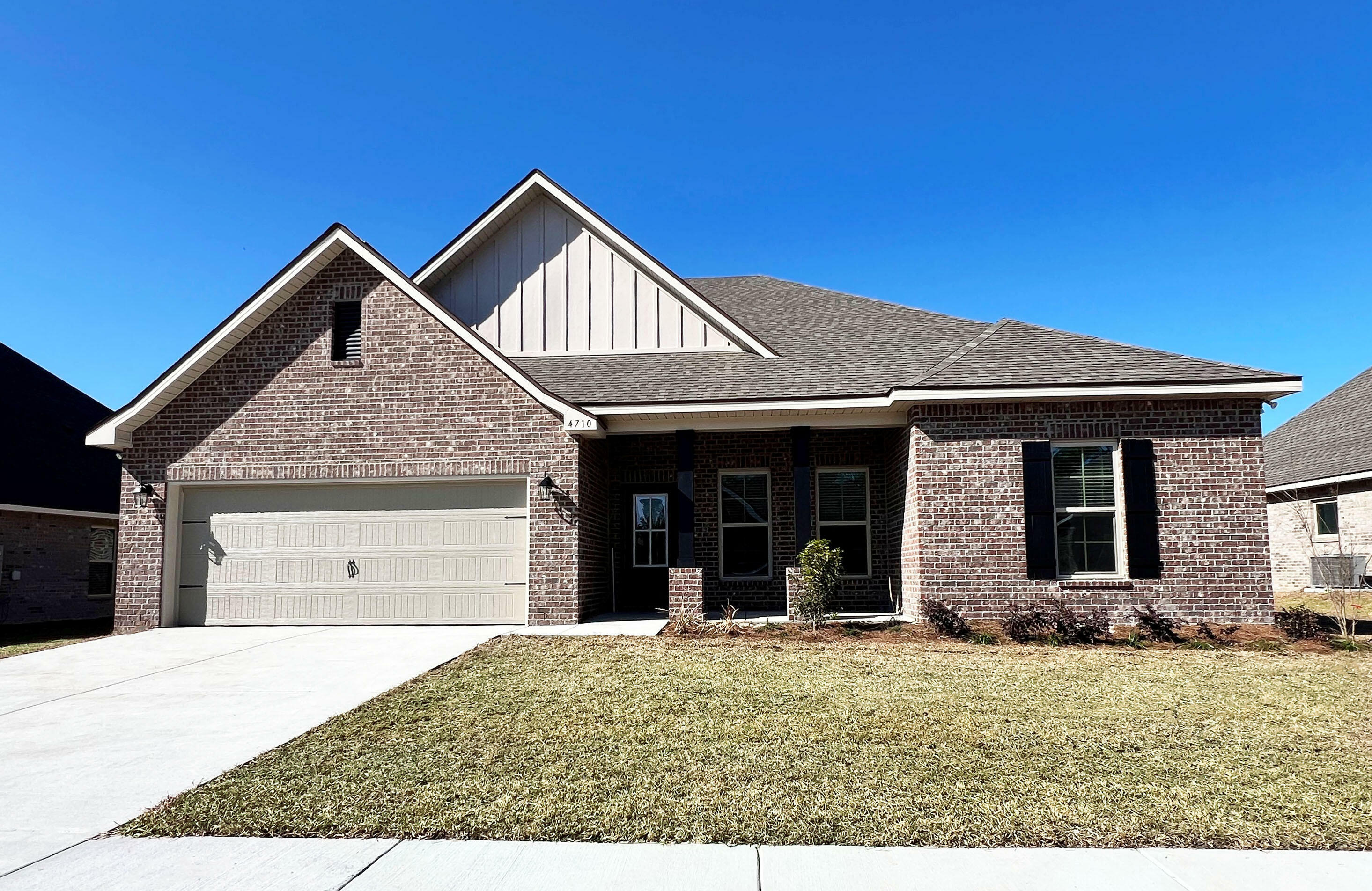 Property Photo:  4710 Brigadier Way  FL 32539 