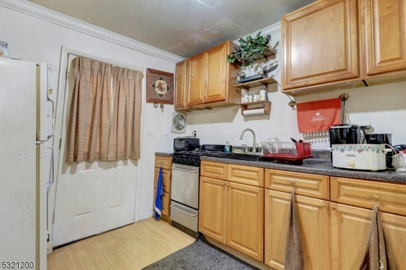 Property Photo: 36 Pocahontas Trl NJ 07470