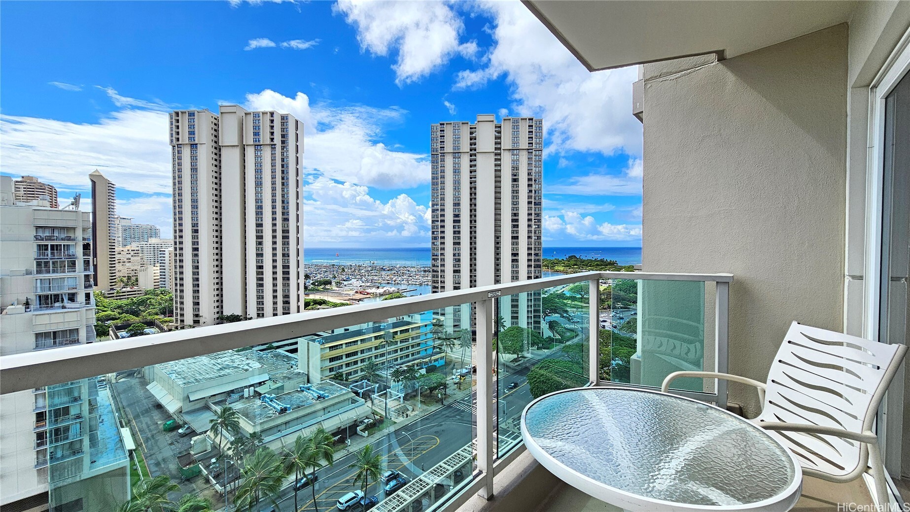 Property Photo:  410 Atkinson Drive 1621  HI 96814 