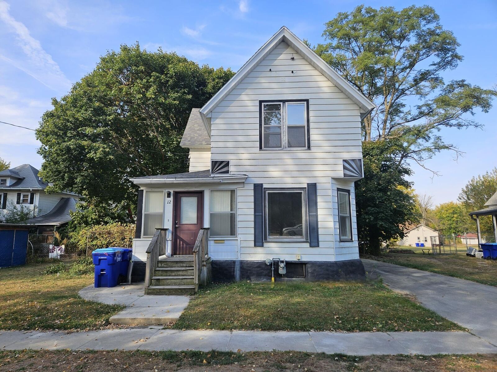 Property Photo:  12 5th Ave NW  IA 50662 