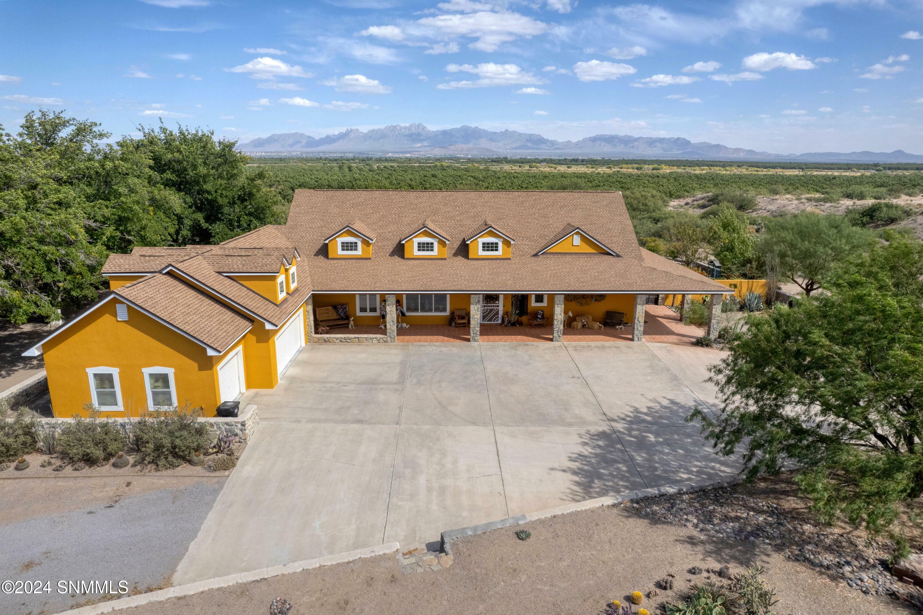 Property Photo:  2561 Mesilla Hills Drive  NM 88005 