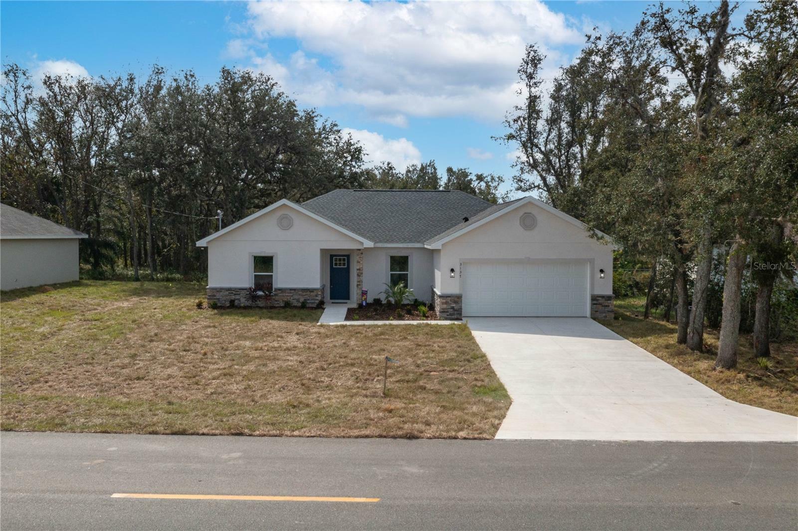 Property Photo:  3137 W County Line Road  FL 33825 