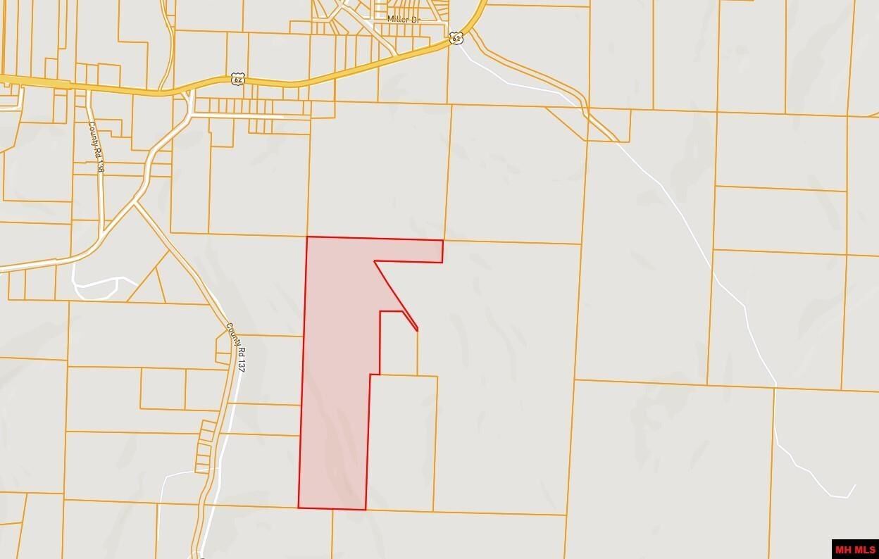 Property Photo:  001-00777-00 Cr 137  AR 72544 