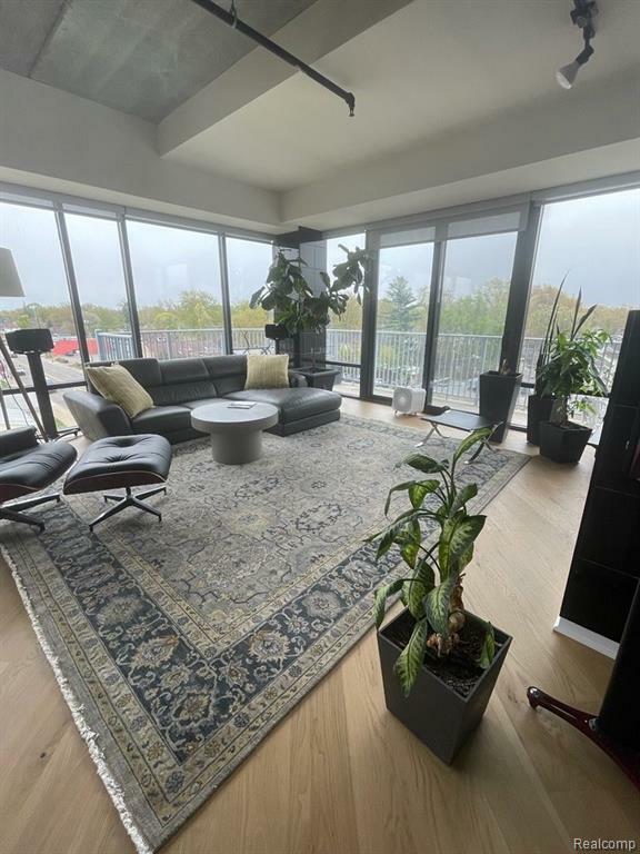 Property Photo: 101 Curry Ave Avenue 532 MI 48067