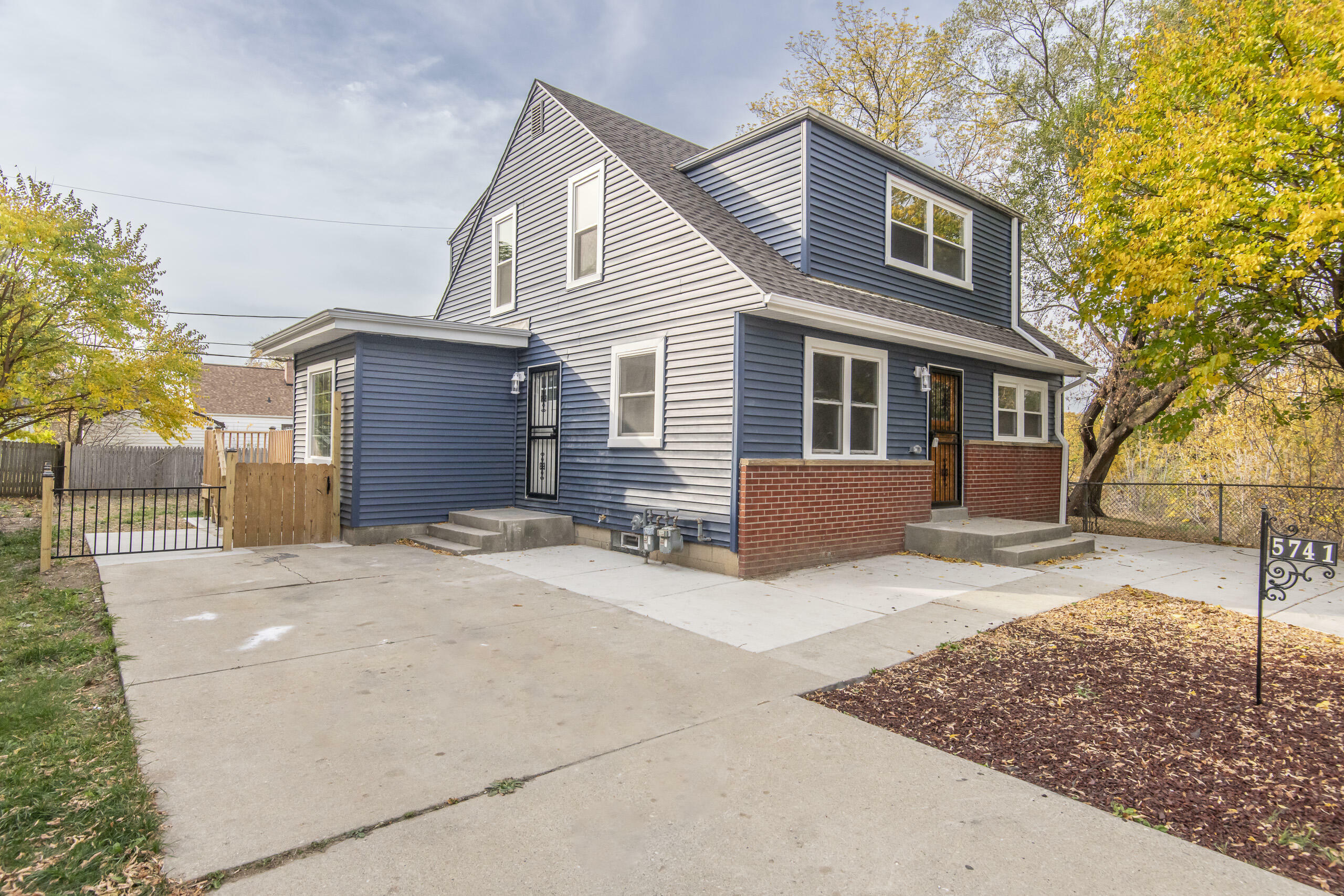 Property Photo:  5741 W Birch Ave  WI 53218 