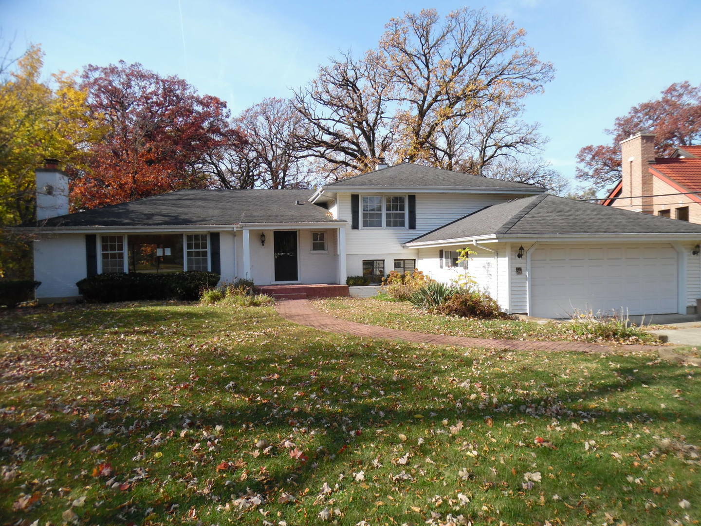 56 Forest Trail  Oak Brook IL 60523 photo