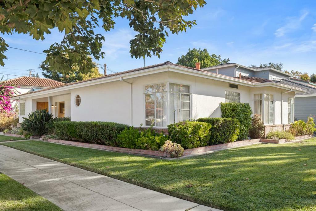 Property Photo:  685 View Street  CA 94041 