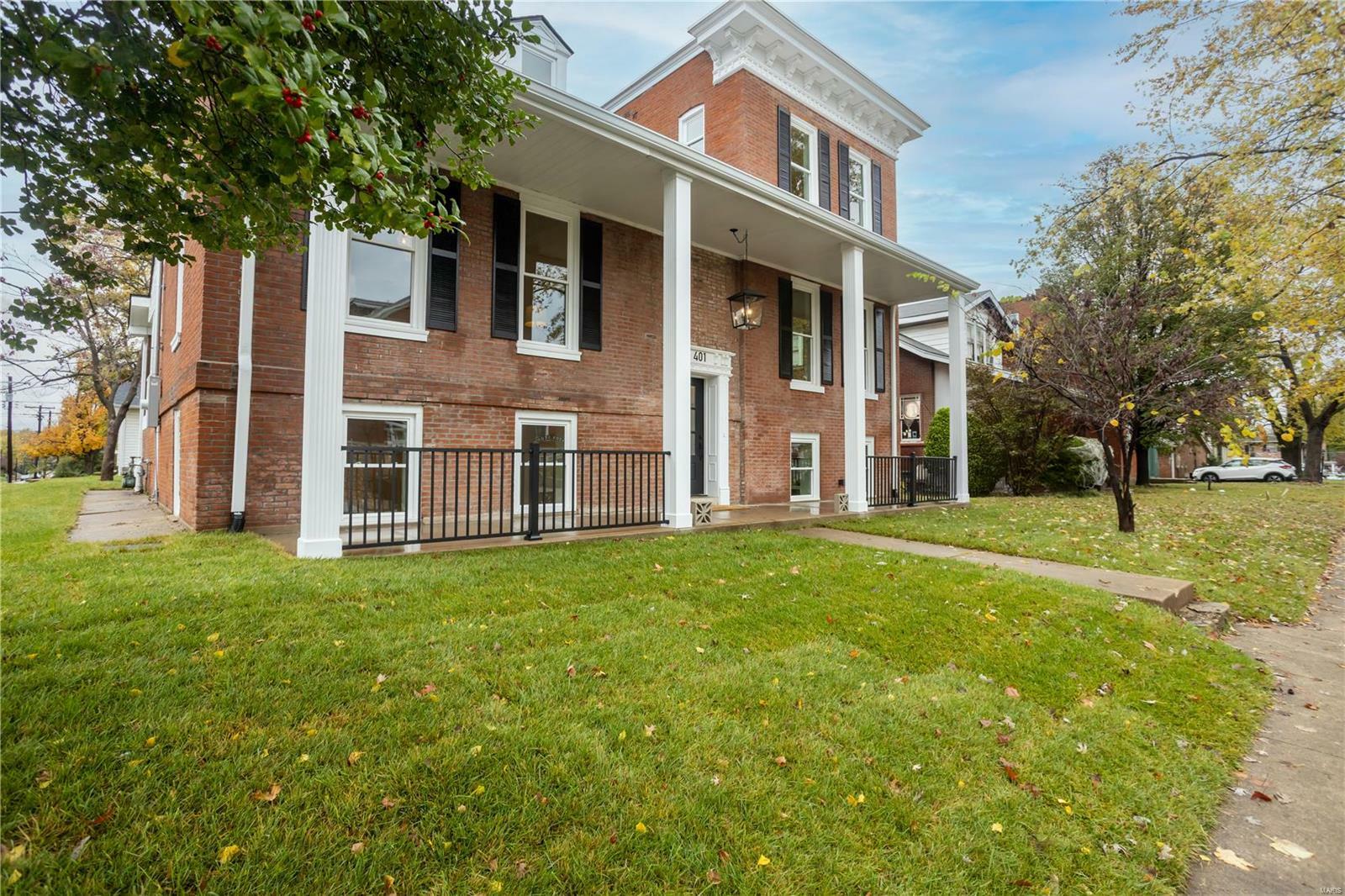 Property Photo:  401 N 6th Street  MO 63301 