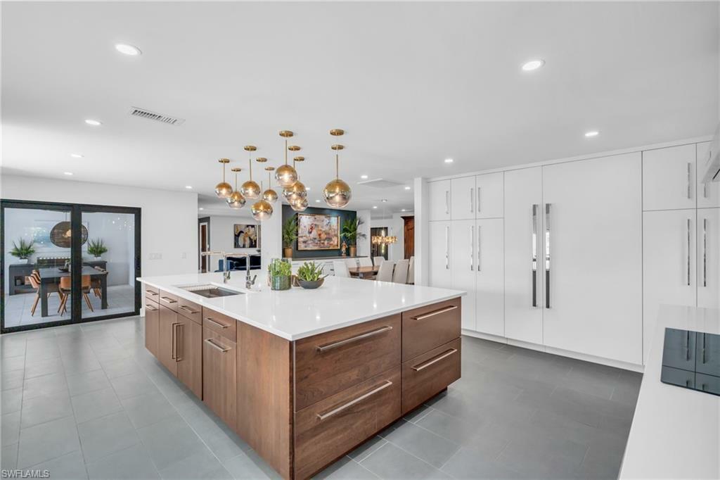 Property Photo: 438 Keenan Ave FL 33919