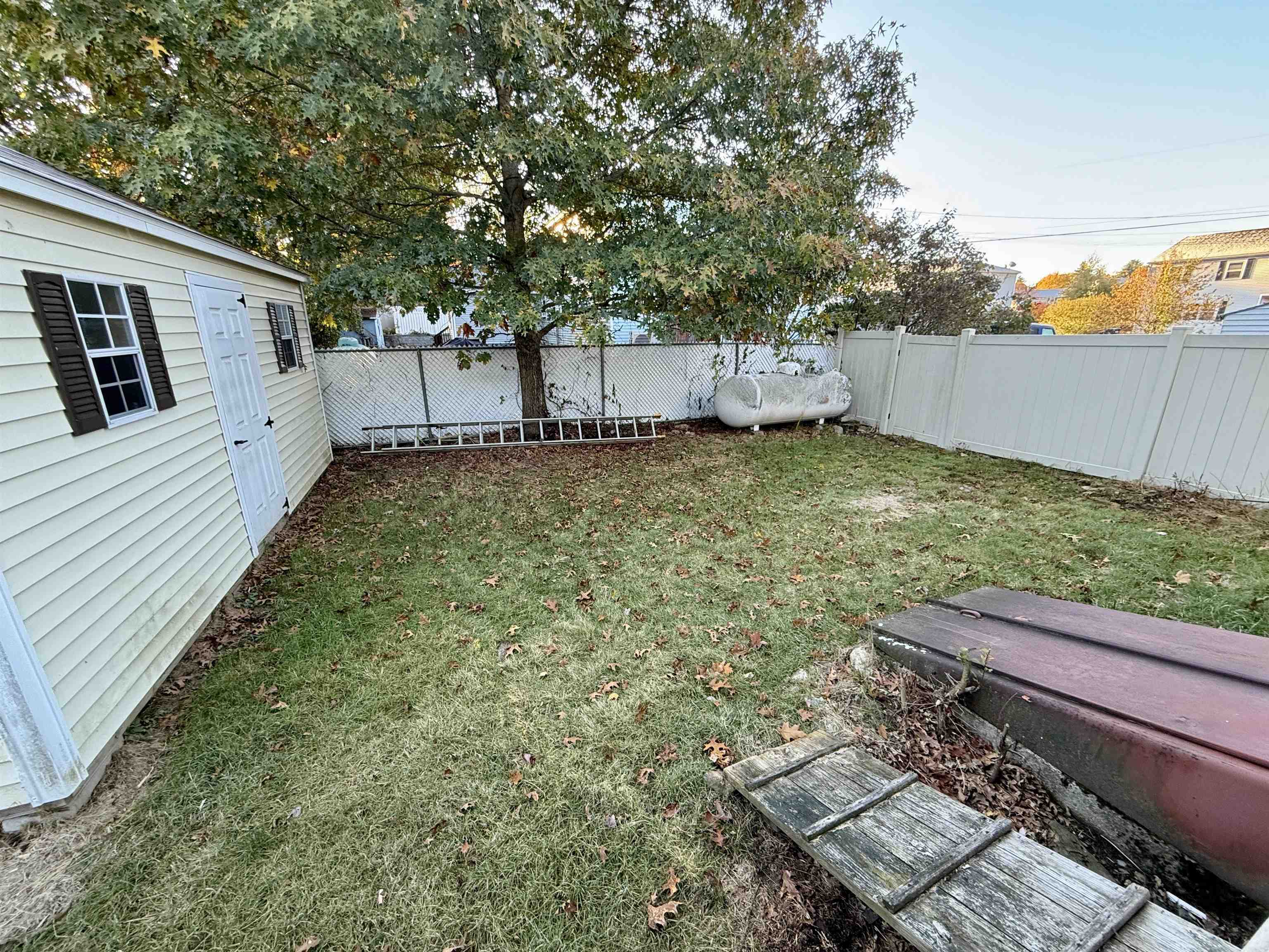 Property Photo:  4L Norman Drive  NH 03038 