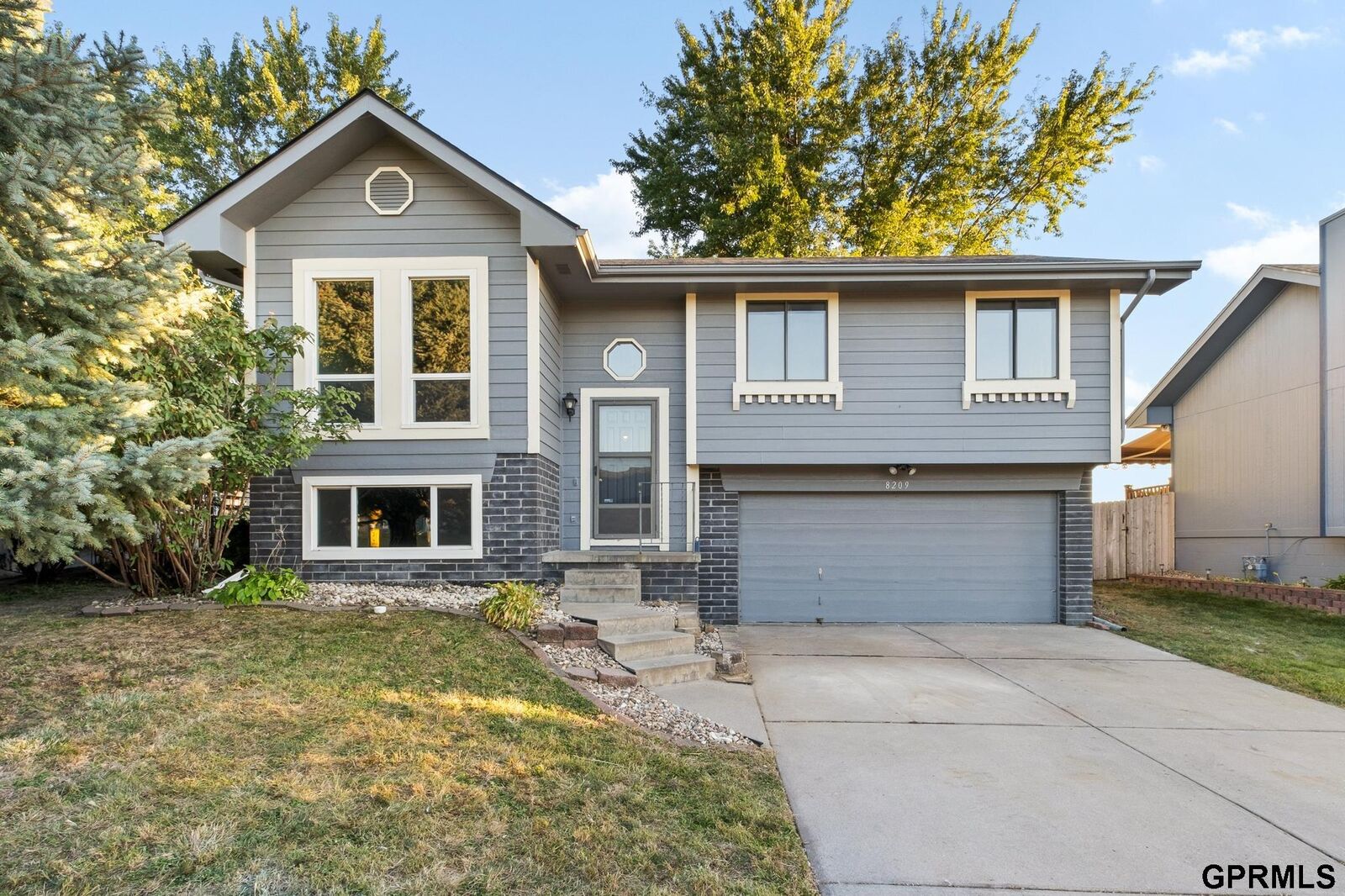 Property Photo:  8209 Vernon Avenue  NE 68134 