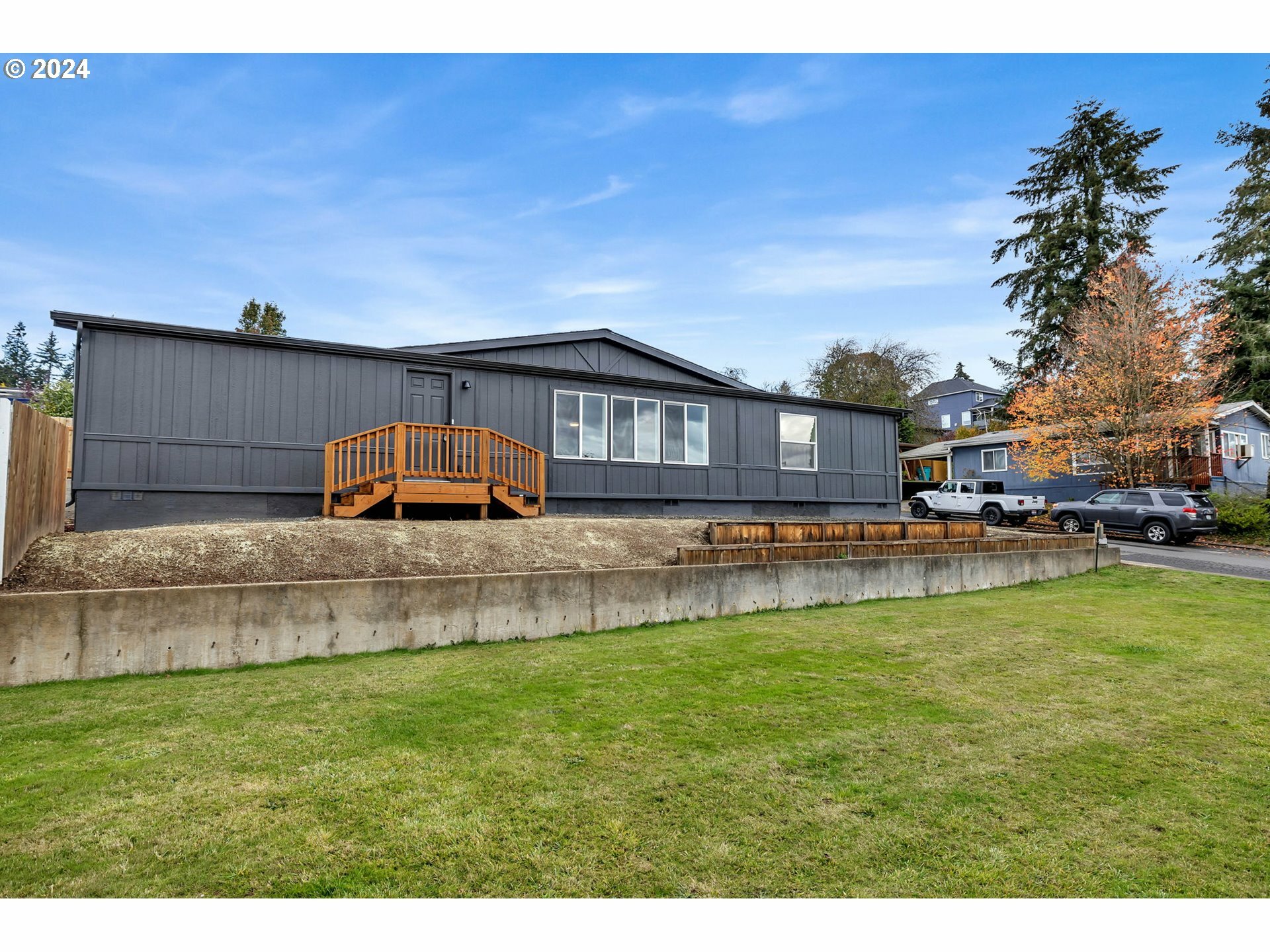 Property Photo:  1206 W B Ave  WA 98629 