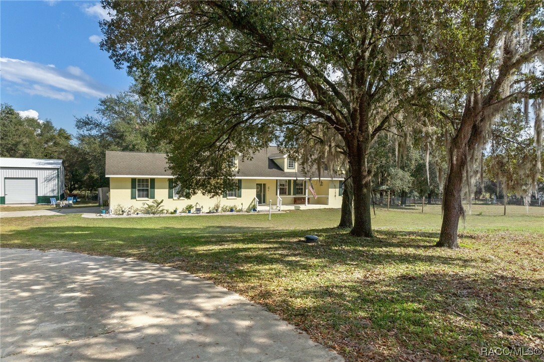 Property Photo:  8737 S Rock Point  FL 34436 