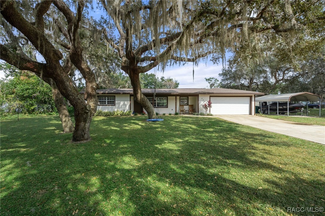 Property Photo:  9539 E Southgate Drive  FL 34450 