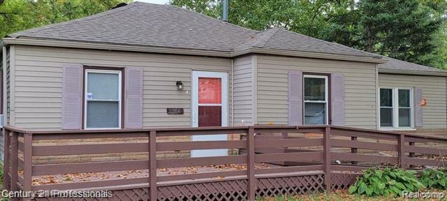 Property Photo:  3225 Crooks Road  MI 48309 