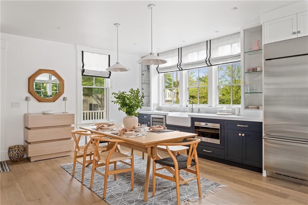 Property Photo:  81 Roseneath Avenue  RI 02840 