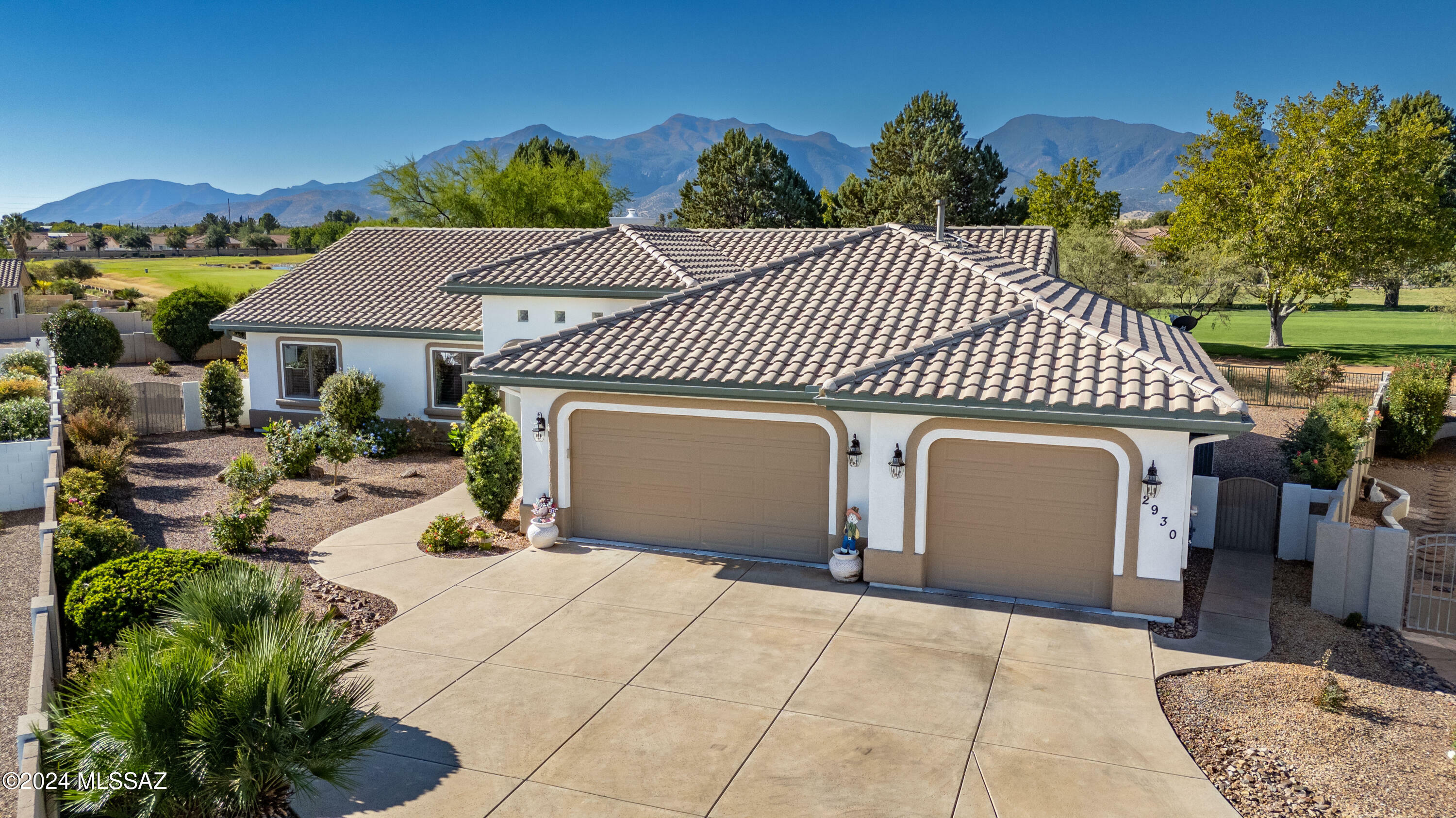 Property Photo:  2930 Glenview Drive  AZ 85650 