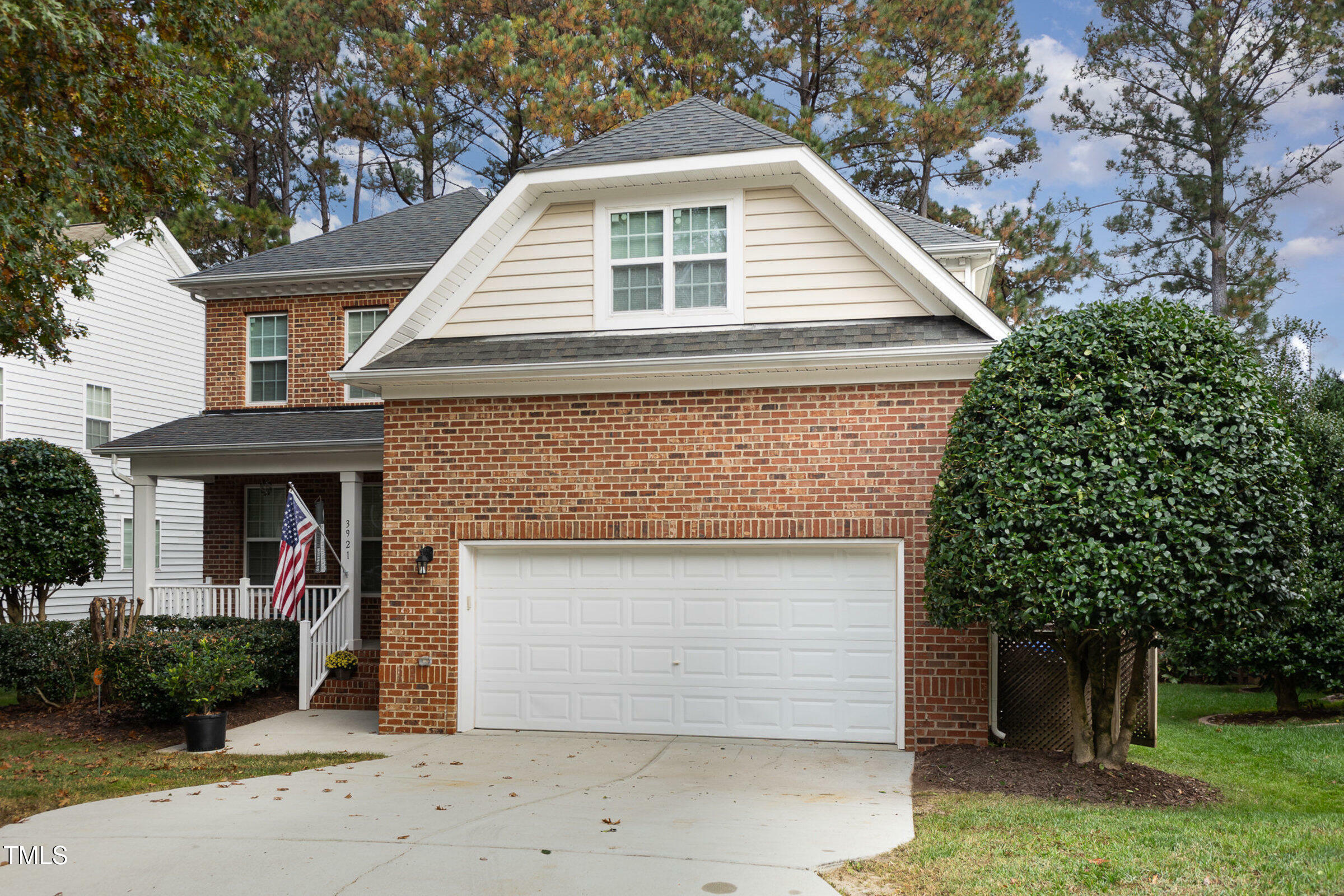 Property Photo:  3921 Robins Nest Lane  NC 27587 