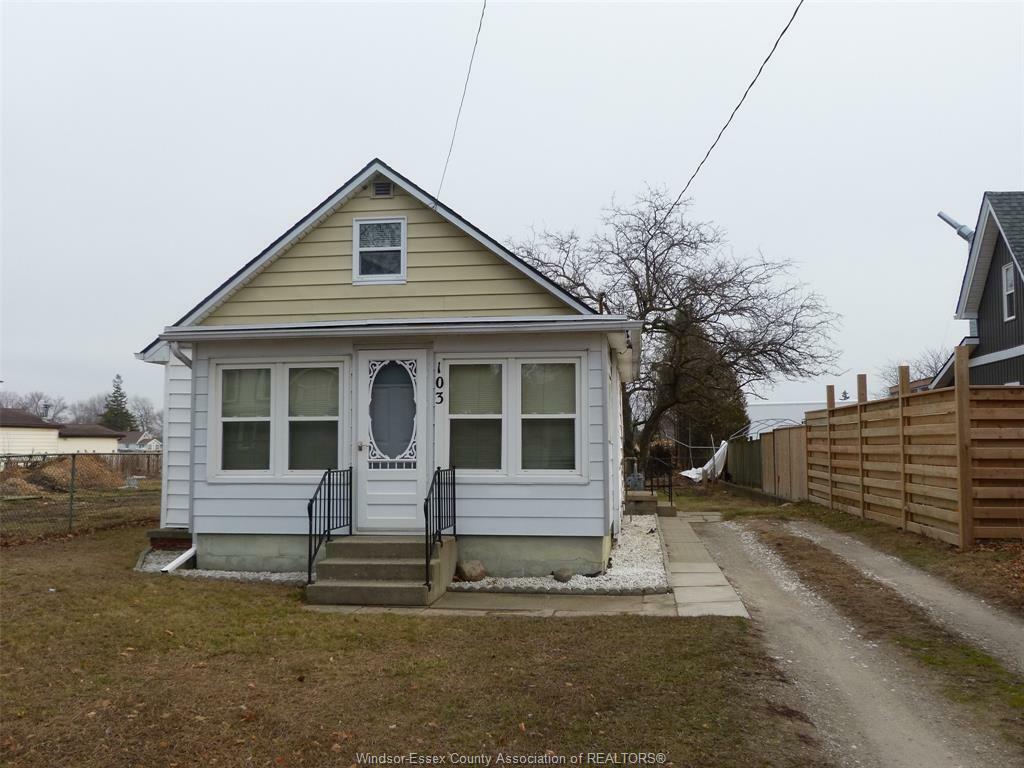 Property Photo:  103 Elliott Street  ON N8H 3M9 