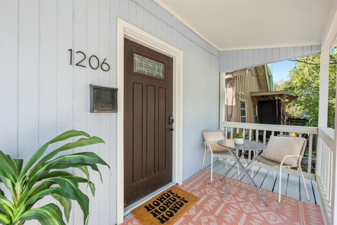 Property Photo:  1206 Angelina Street  TX 78702 