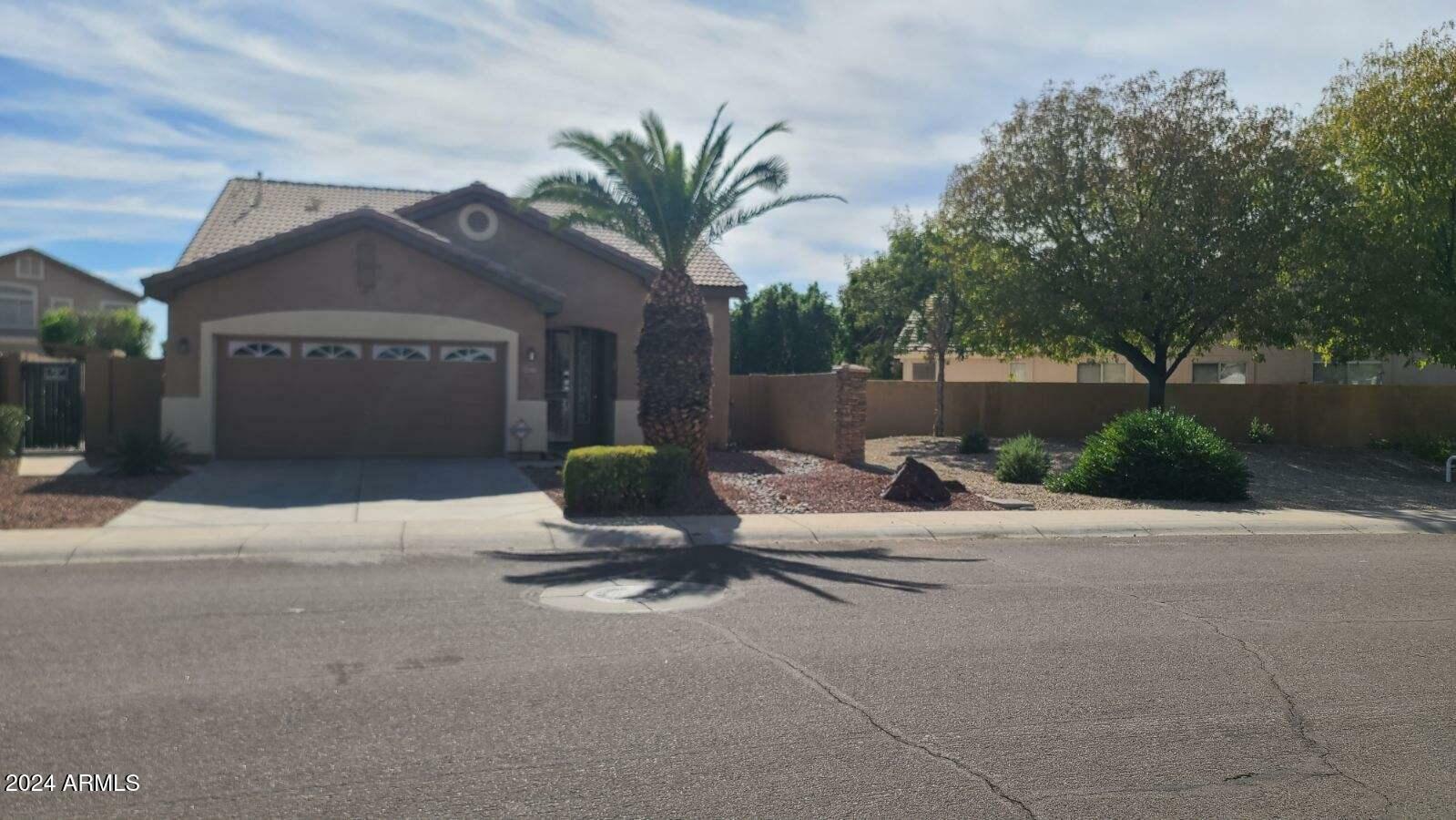 Property Photo:  6879 W Blackhawk Drive  AZ 85308 