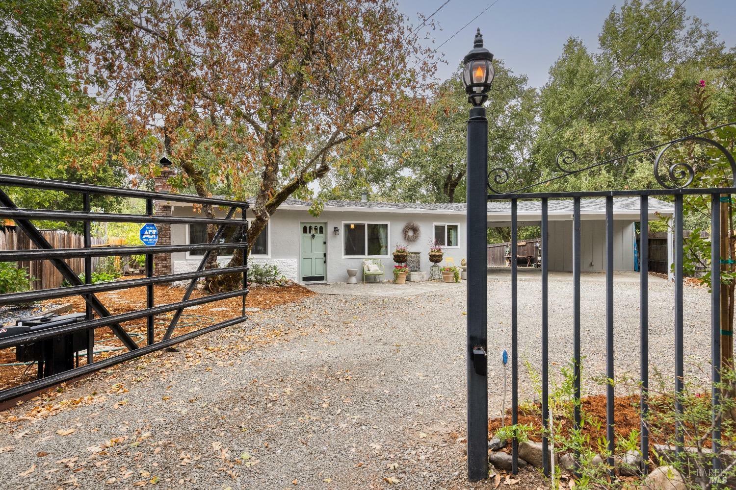 4151 Wake Robin Drive  Glen Ellen CA 95442 photo