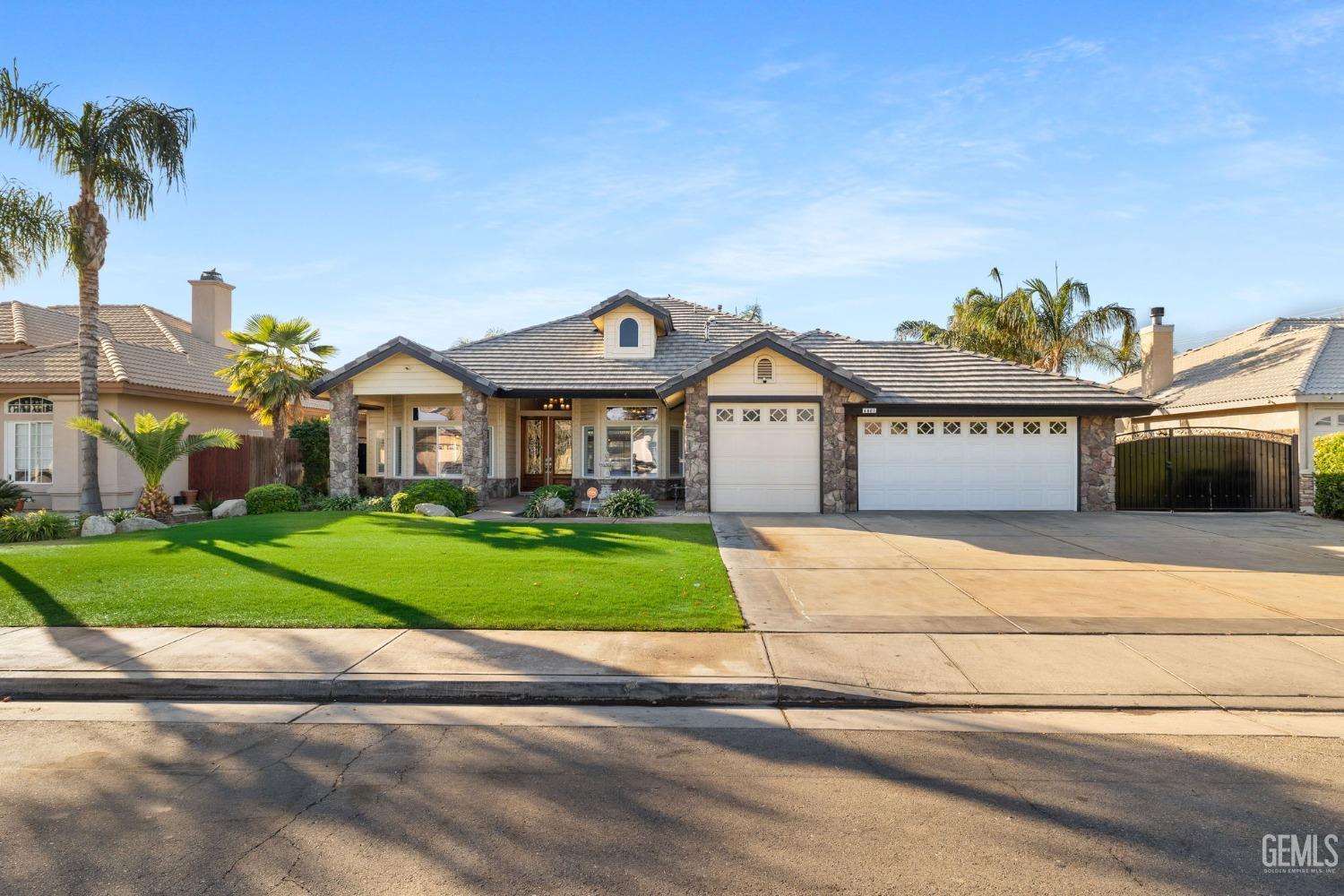 Property Photo: 4807 Jackson Ridge Avenue CA 93313
