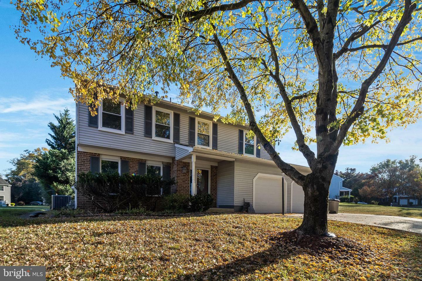 Property Photo:  910 Cypress Point Circle  MD 20721 