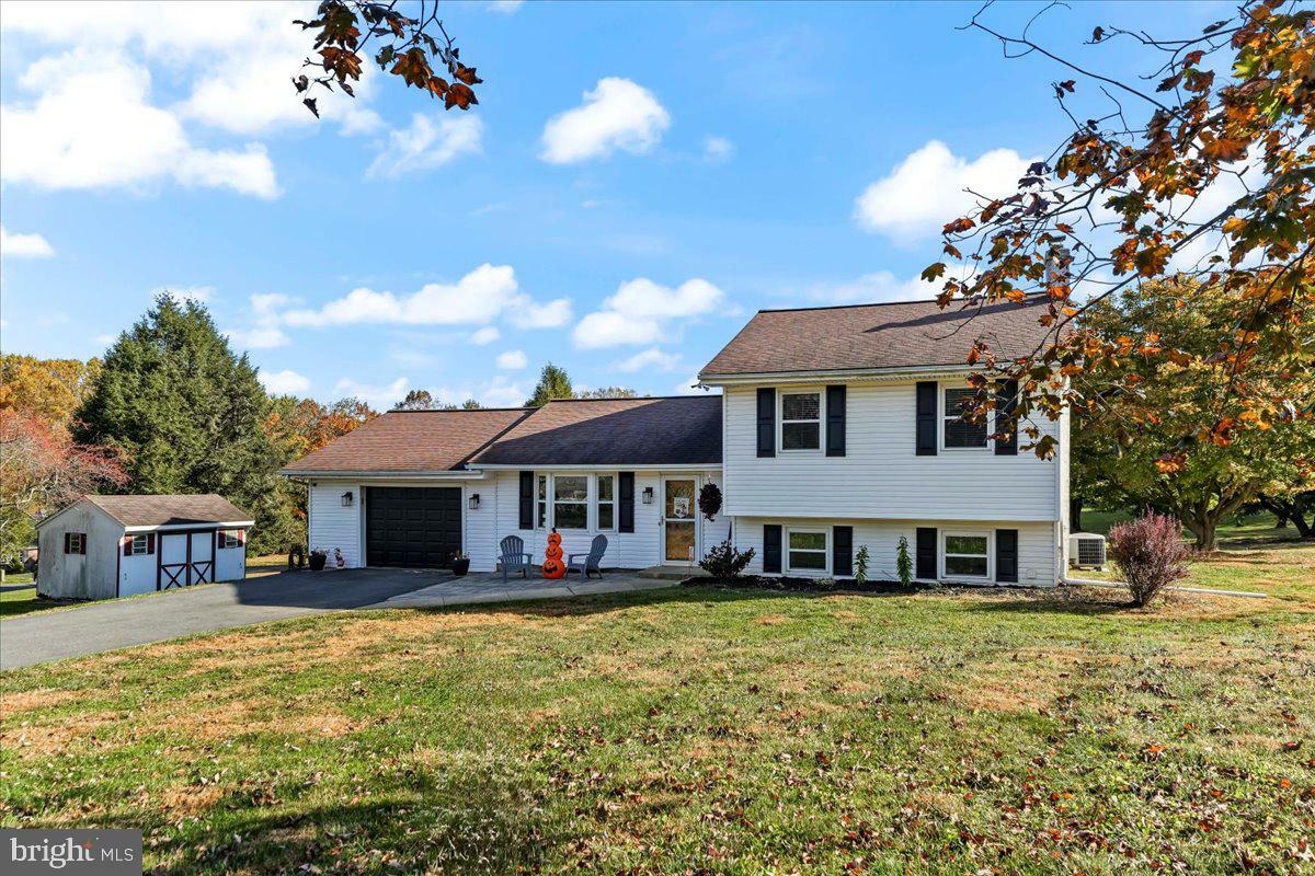 Property Photo:  147 Tweed Road  PA 19363 