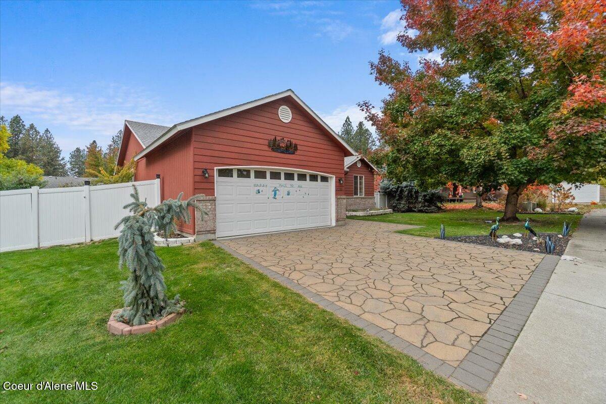 Property Photo:  2288 E Stonebridge Ct  ID 83854 