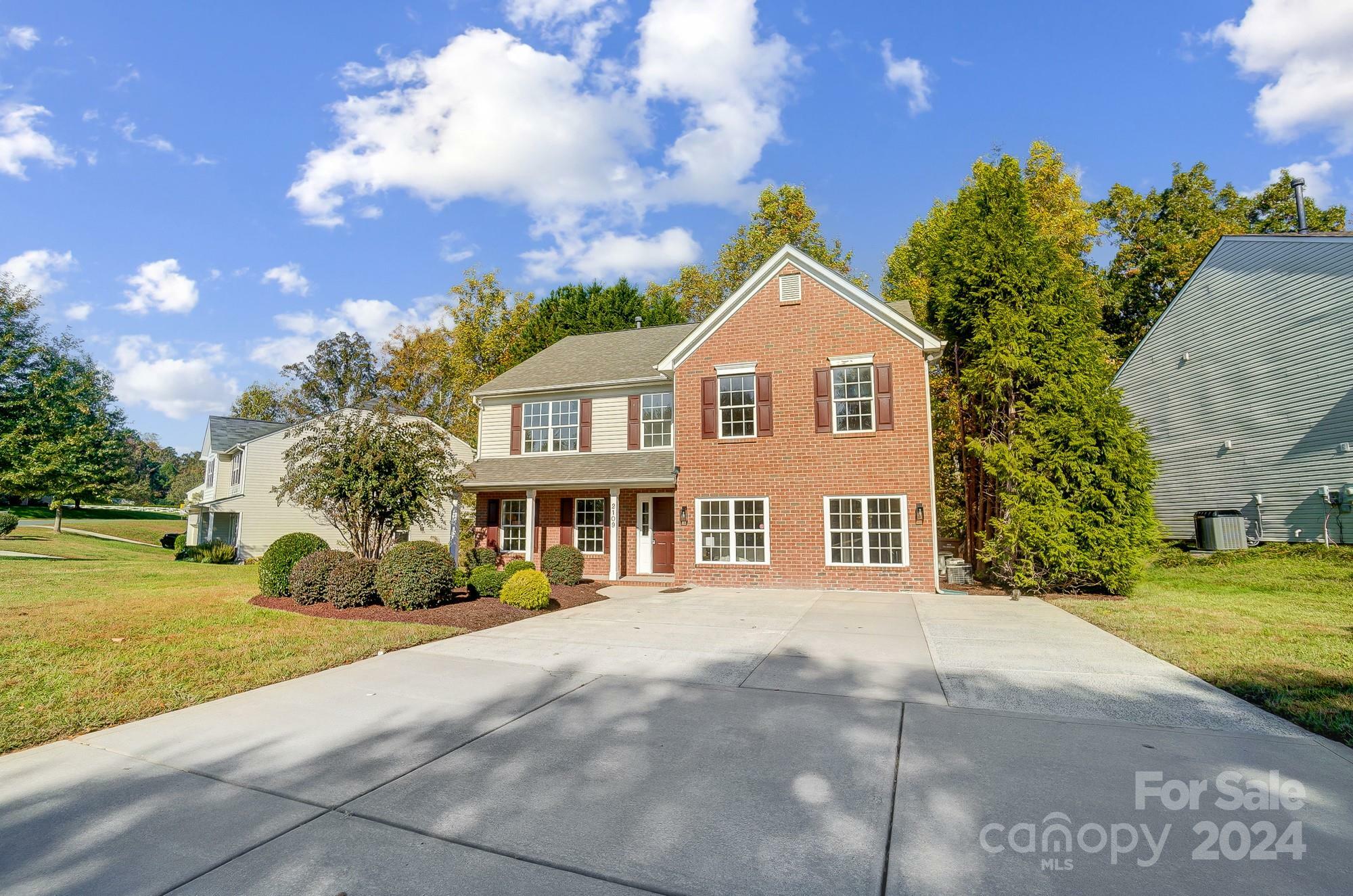 2109 Thorn Crest Drive  Waxhaw NC 28173 photo