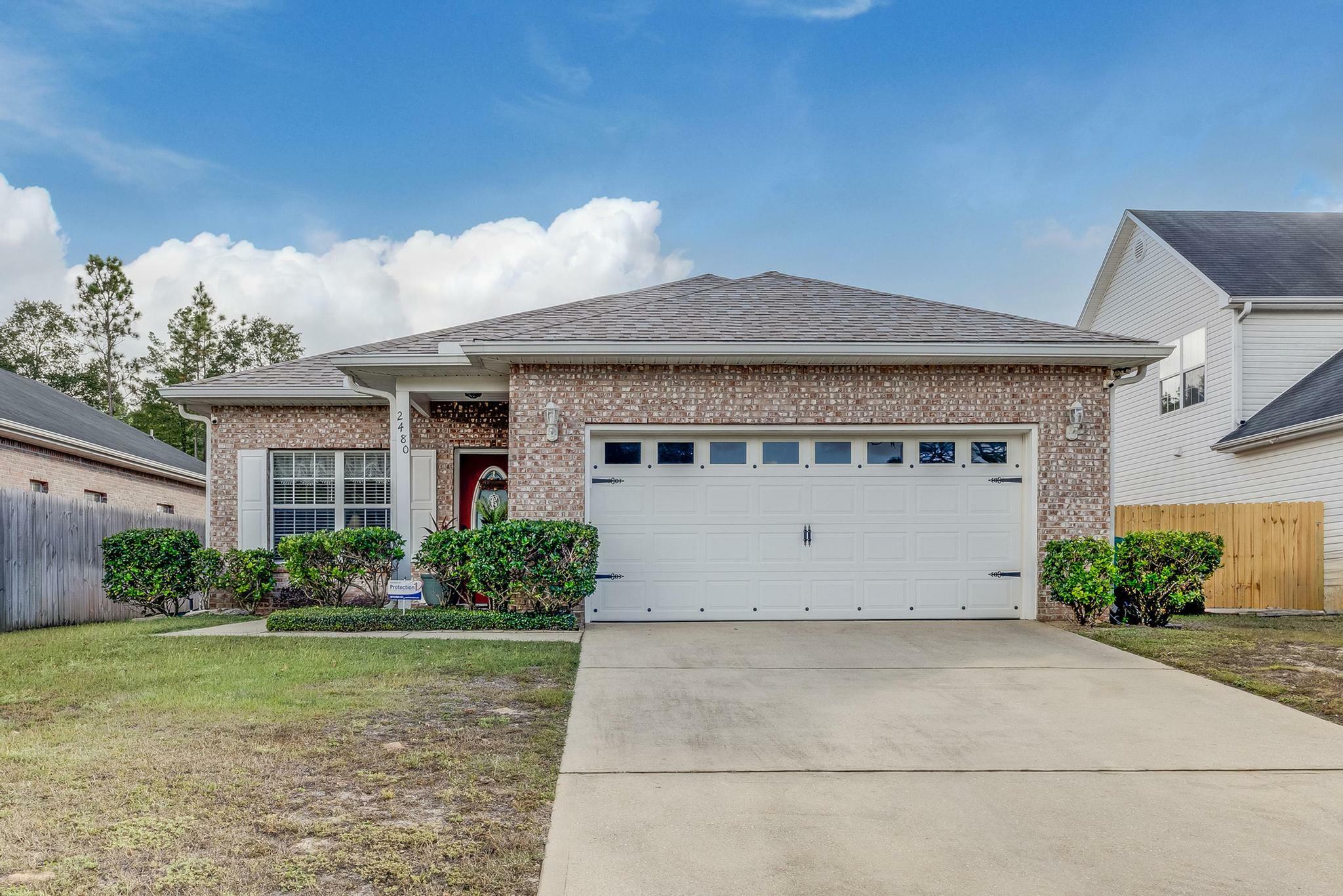 Property Photo:  2480 S Lakeview Drive  FL 32536 