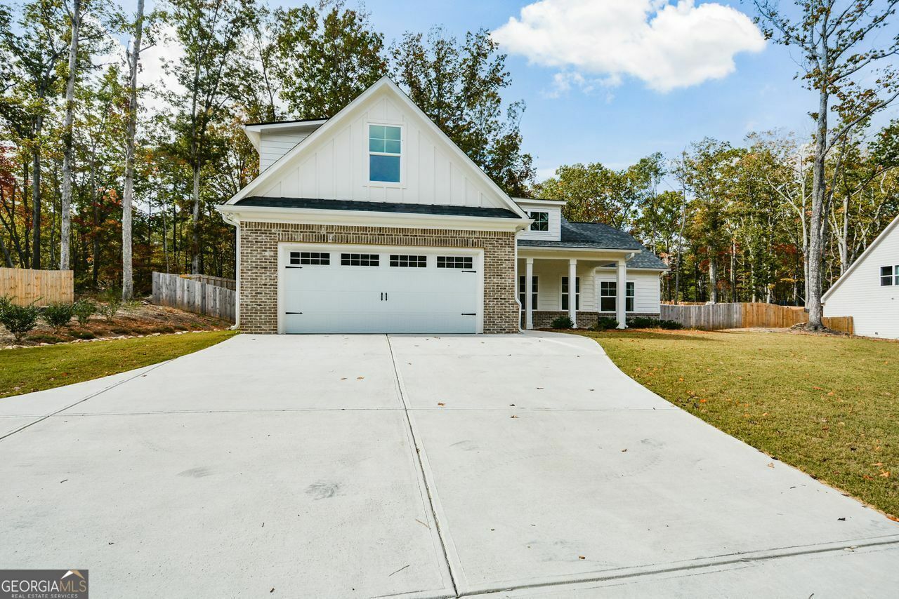 Property Photo:  814 Harmony Road  GA 30179 